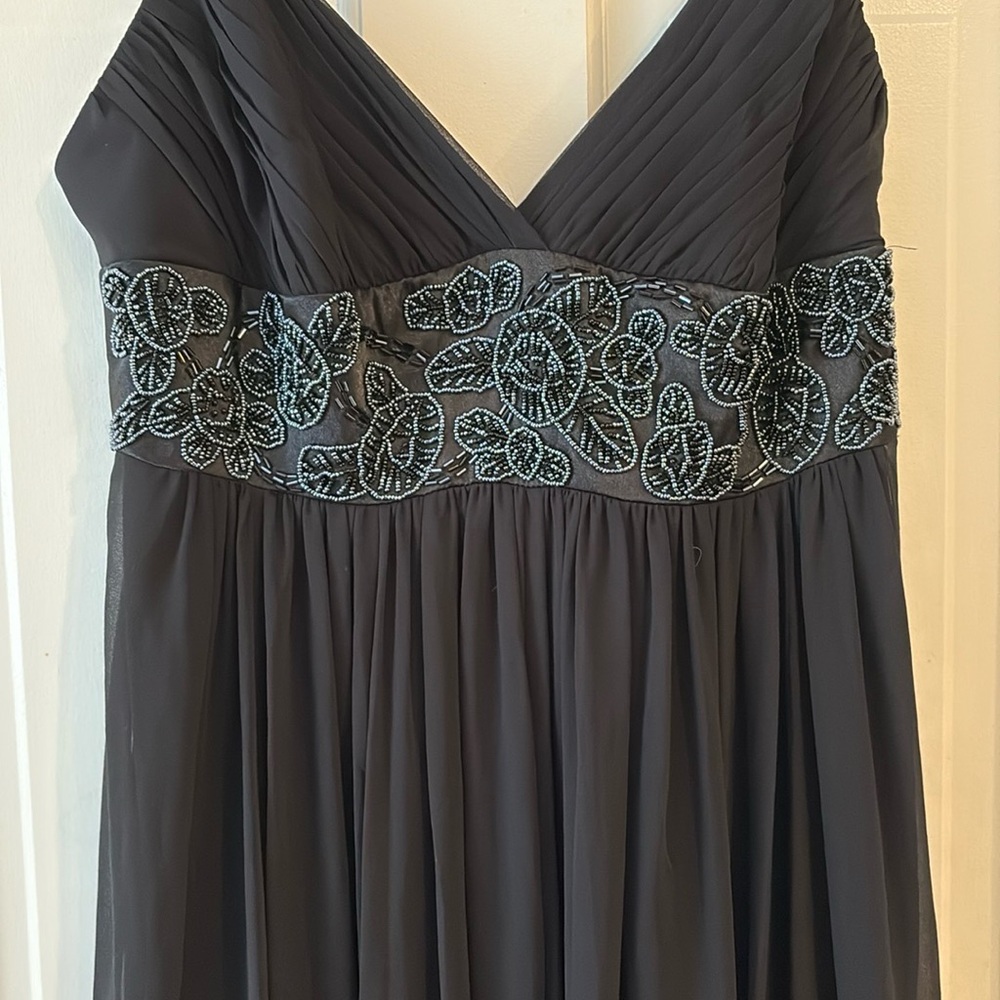 NWT Metaphor black gown